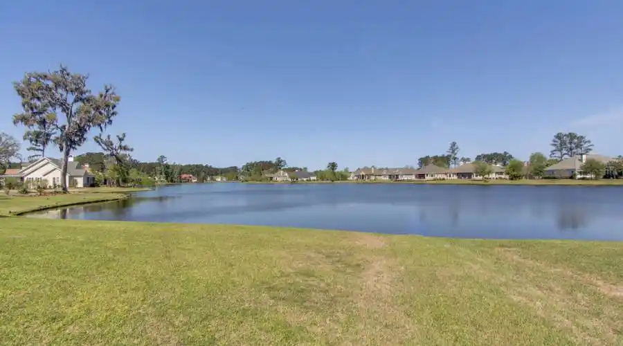 86 Farnsleigh Avenue,Bluffton,South Carolina 29910,United States,4 Bedrooms Bedrooms,4 Rooms Rooms,3 BathroomsBathrooms,Residential,Farnsleigh Avenue,197309