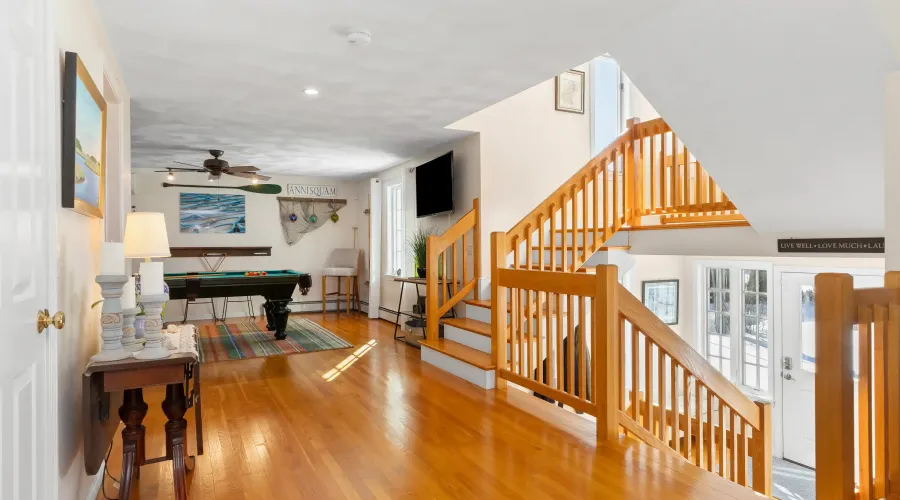 Breezy Point rd, Gloucester, Massachusetts, 01930, United States, 5 Bedrooms Bedrooms, 10 Rooms Rooms,3 BathroomsBathrooms,Residential,For Sale,Breezy Point ,2020564