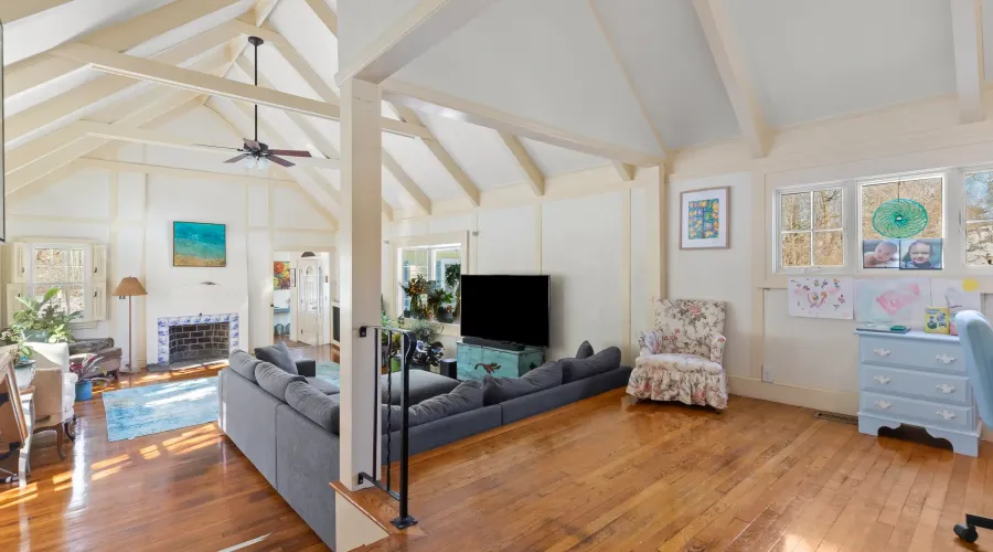 25 Masconomo St, Manchester, Massachusetts, 01944, United States, 5 Bedrooms Bedrooms, ,4 BathroomsBathrooms,Residential,For Sale,Masconomo,2020790