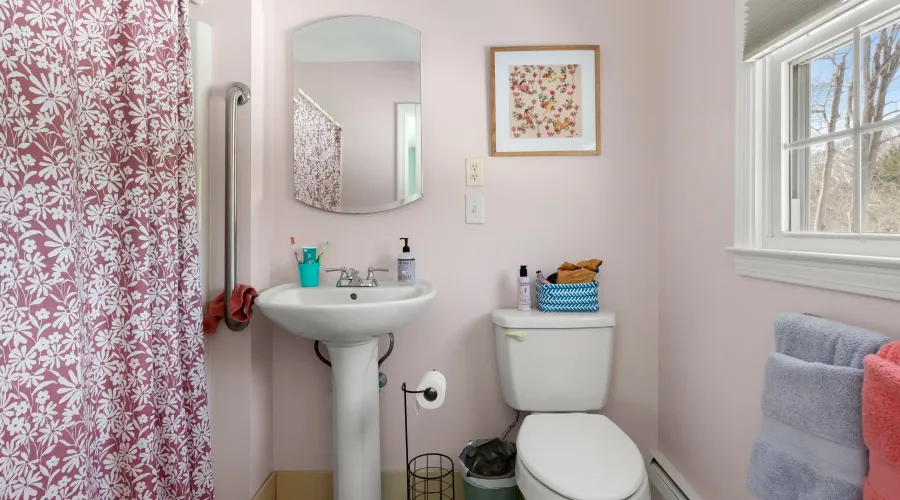 25 Masconomo St, Manchester, Massachusetts, 01944, United States, 5 Bedrooms Bedrooms, ,4 BathroomsBathrooms,Residential,For Sale,Masconomo,2020790