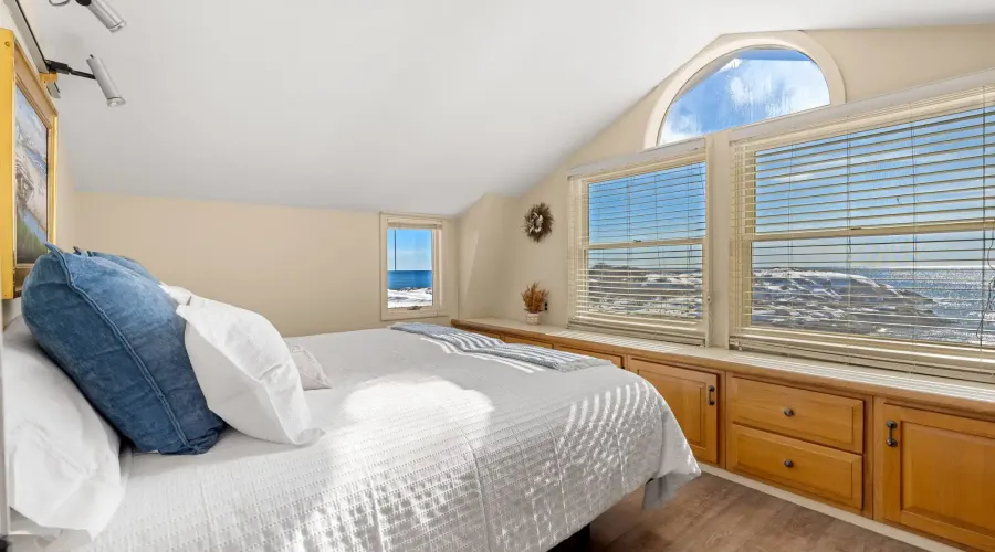 148 Long Beach, Rockport, Massachusetts, 01966, United States, 3 Bedrooms Bedrooms, 9 Rooms Rooms,3 BathroomsBathrooms,Residential,For Sale,Long Beach,2020791