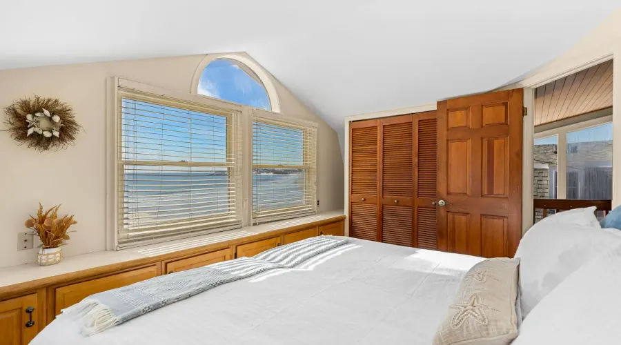 148 Long Beach, Rockport, Massachusetts, 01966, United States, 3 Bedrooms Bedrooms, 9 Rooms Rooms,3 BathroomsBathrooms,Residential,For Sale,Long Beach,2020791