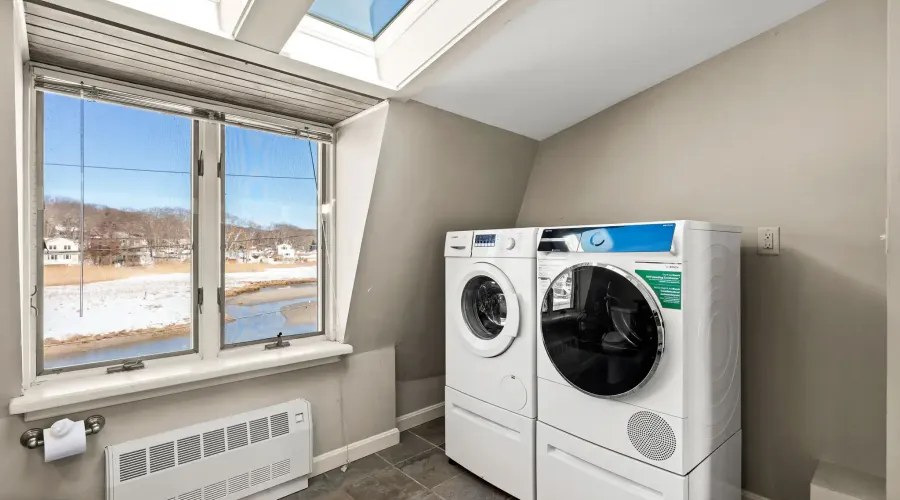 148 Long Beach, Rockport, Massachusetts, 01966, United States, 3 Bedrooms Bedrooms, 9 Rooms Rooms,3 BathroomsBathrooms,Residential,For Sale,Long Beach,2020791