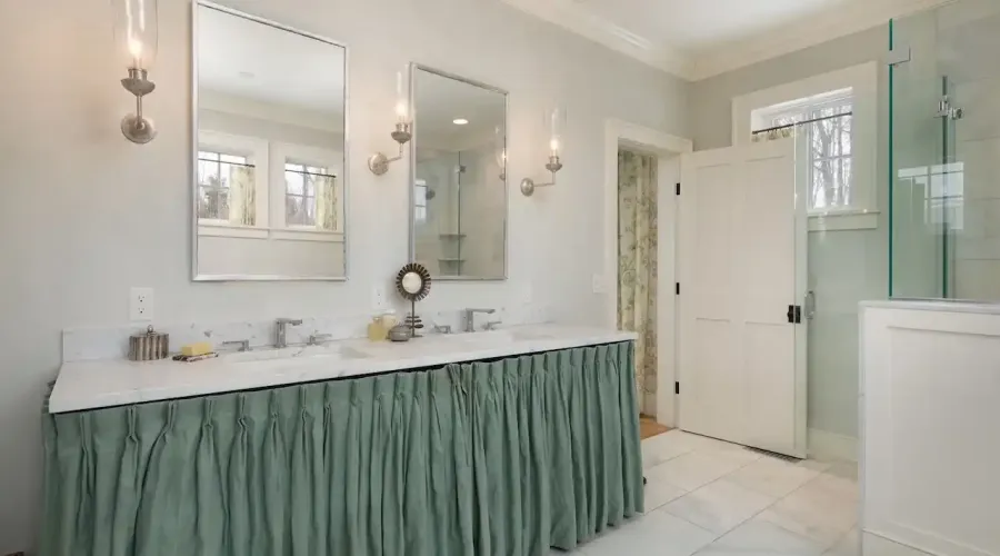 5 Valley Road, Salisbury, Connecticut, 06068, United States, 4 Bedrooms Bedrooms, 10 Rooms Rooms,3 BathroomsBathrooms,Residential,For Sale,Valley,2020792