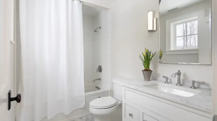 5 Valley Road, Salisbury, Connecticut, 06068, United States, 4 Bedrooms Bedrooms, 10 Rooms Rooms,3 BathroomsBathrooms,Residential,For Sale,Valley,2020792