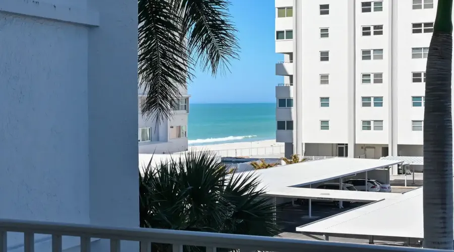 1770 Benjamin Franklin Dr, #206, Sarasota, Florida, 34236, United States, 2 Bedrooms Bedrooms, 5 Rooms Rooms,2 BathroomsBathrooms,Residential,For Sale,Lido Harbour Towers,Benjamin Franklin ,2,2021041