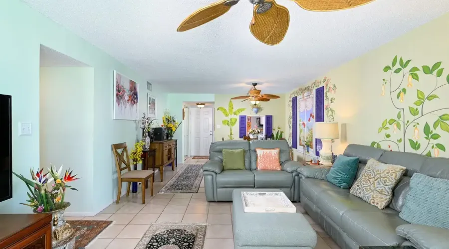 1770 Benjamin Franklin Dr, #206, Sarasota, Florida, 34236, United States, 2 Bedrooms Bedrooms, 5 Rooms Rooms,2 BathroomsBathrooms,Residential,For Sale,Lido Harbour Towers,Benjamin Franklin ,2,2021041