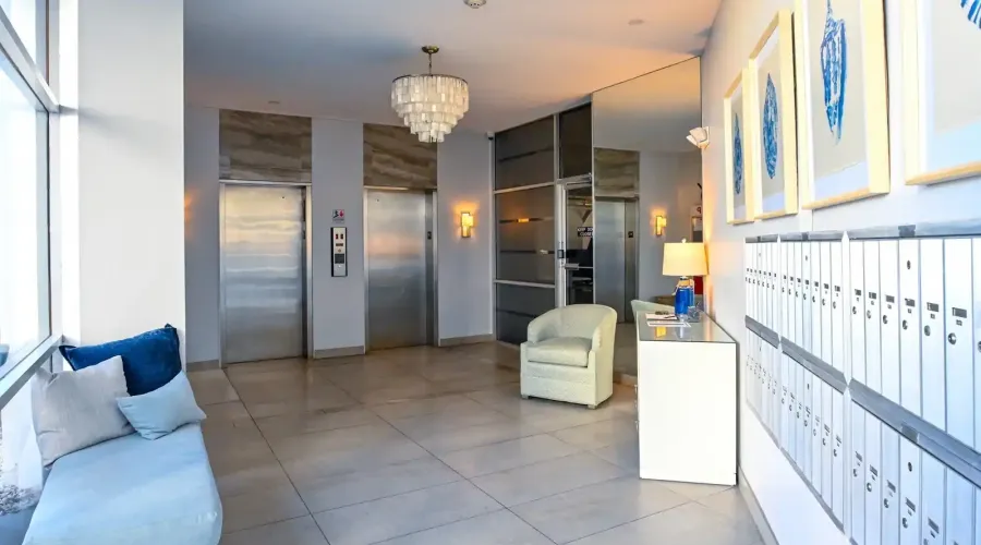 1770 Benjamin Franklin Dr, #206, Sarasota, Florida, 34236, United States, 2 Bedrooms Bedrooms, 5 Rooms Rooms,2 BathroomsBathrooms,Residential,For Sale,Lido Harbour Towers,Benjamin Franklin ,2,2021041