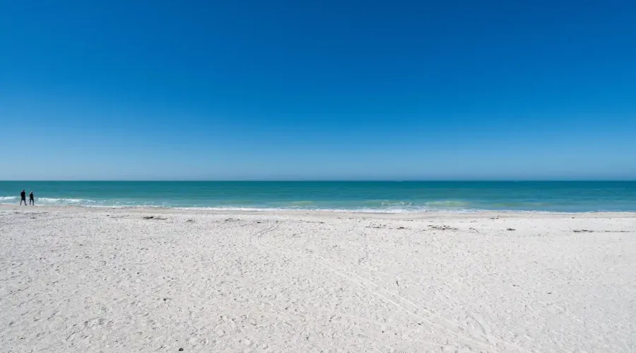 1770 Benjamin Franklin Dr, #206, Sarasota, Florida, 34236, United States, 2 Bedrooms Bedrooms, 5 Rooms Rooms,2 BathroomsBathrooms,Residential,For Sale,Lido Harbour Towers,Benjamin Franklin ,2,2021041