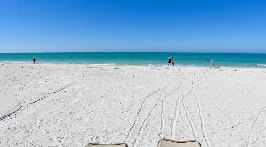 1770 Benjamin Franklin Dr, #206, Sarasota, Florida, 34236, United States, 2 Bedrooms Bedrooms, 5 Rooms Rooms,2 BathroomsBathrooms,Residential,For Sale,Lido Harbour Towers,Benjamin Franklin ,2,2021041