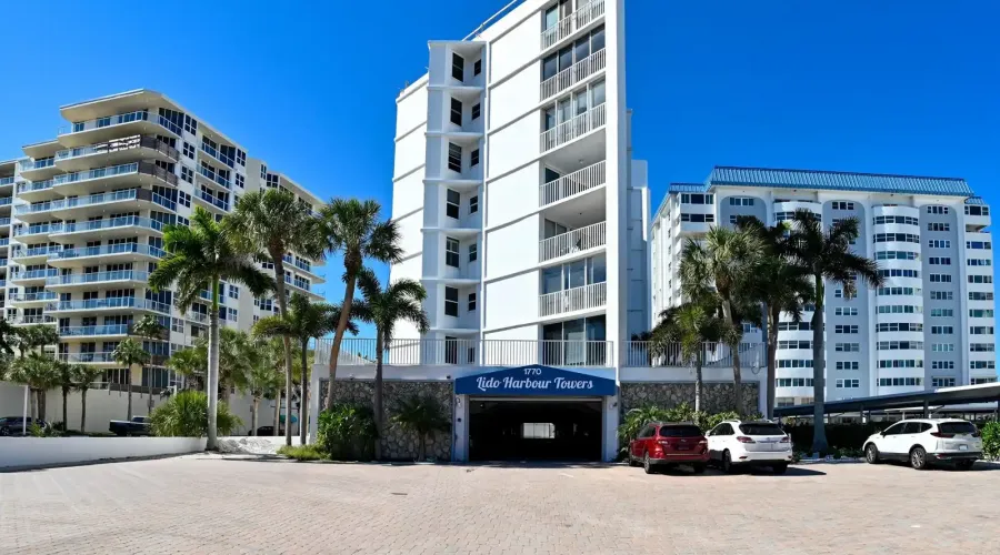 1770 Benjamin Franklin Dr, #206, Sarasota, Florida, 34236, United States, 2 Bedrooms Bedrooms, 5 Rooms Rooms,2 BathroomsBathrooms,Residential,For Sale,Lido Harbour Towers,Benjamin Franklin ,2,2021041