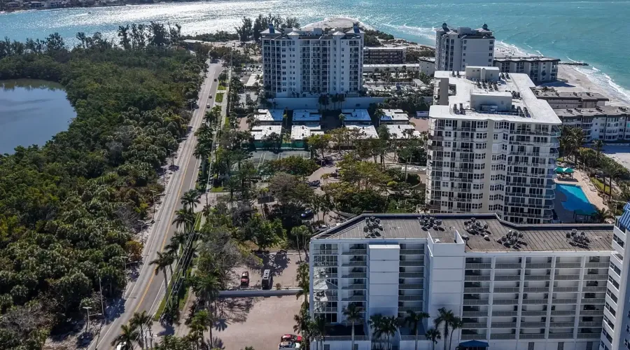 1770 Benjamin Franklin Dr, #206, Sarasota, Florida, 34236, United States, 2 Bedrooms Bedrooms, 5 Rooms Rooms,2 BathroomsBathrooms,Residential,For Sale,Lido Harbour Towers,Benjamin Franklin ,2,2021041