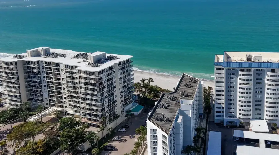 1770 Benjamin Franklin Dr, #206, Sarasota, Florida, 34236, United States, 2 Bedrooms Bedrooms, 5 Rooms Rooms,2 BathroomsBathrooms,Residential,For Sale,Lido Harbour Towers,Benjamin Franklin ,2,2021041