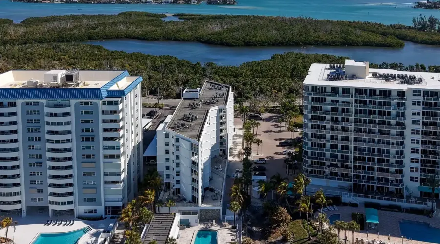 1770 Benjamin Franklin Dr, #206, Sarasota, Florida, 34236, United States, 2 Bedrooms Bedrooms, 5 Rooms Rooms,2 BathroomsBathrooms,Residential,For Sale,Lido Harbour Towers,Benjamin Franklin ,2,2021041