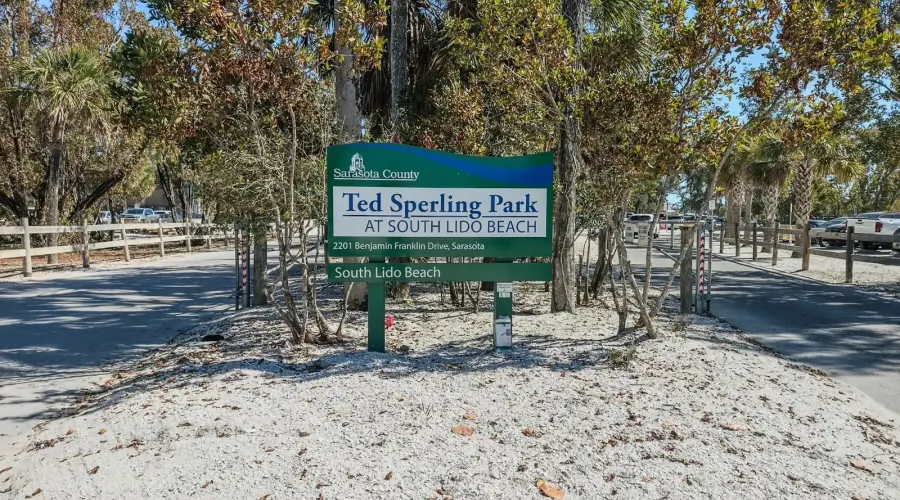 1770 Benjamin Franklin Dr, #206, Sarasota, Florida, 34236, United States, 2 Bedrooms Bedrooms, 5 Rooms Rooms,2 BathroomsBathrooms,Residential,For Sale,Lido Harbour Towers,Benjamin Franklin ,2,2021041