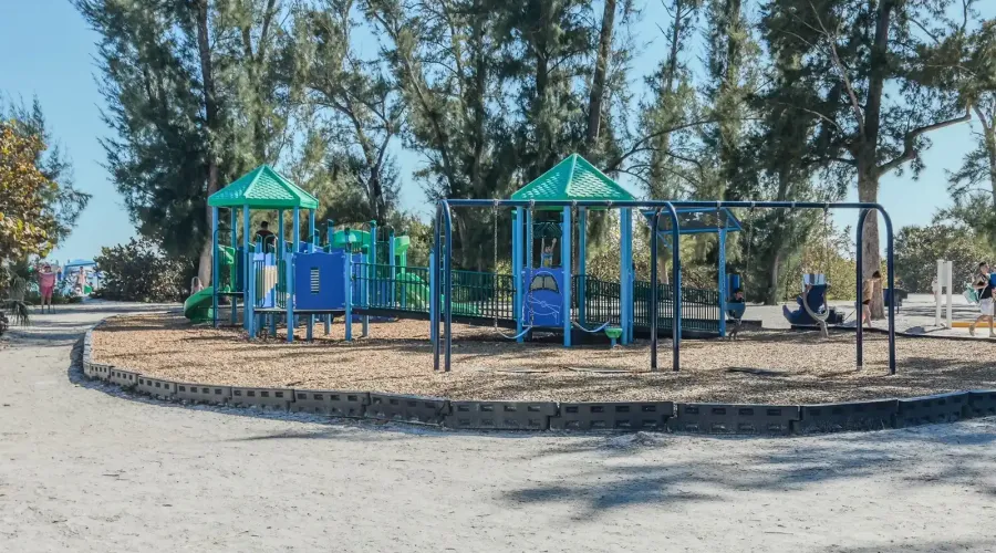 1770 Benjamin Franklin Dr, #206, Sarasota, Florida, 34236, United States, 2 Bedrooms Bedrooms, 5 Rooms Rooms,2 BathroomsBathrooms,Residential,For Sale,Lido Harbour Towers,Benjamin Franklin ,2,2021041