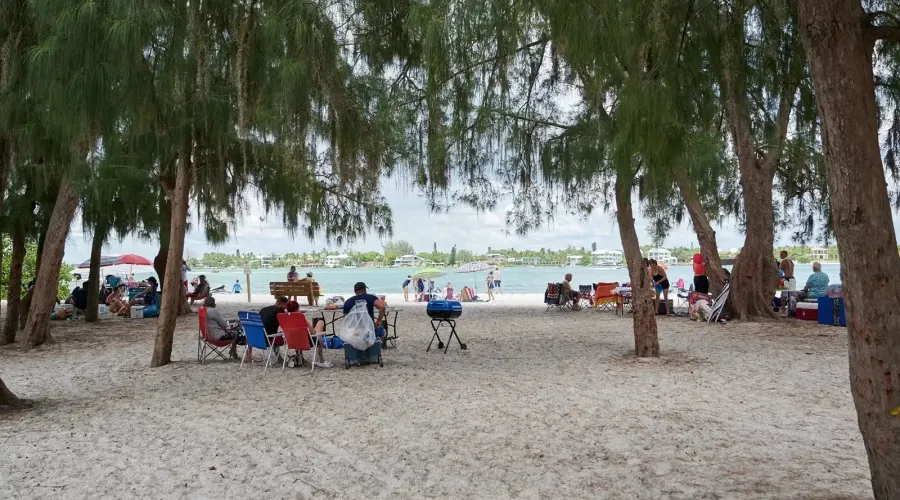 1770 Benjamin Franklin Dr, #206, Sarasota, Florida, 34236, United States, 2 Bedrooms Bedrooms, 5 Rooms Rooms,2 BathroomsBathrooms,Residential,For Sale,Lido Harbour Towers,Benjamin Franklin ,2,2021041