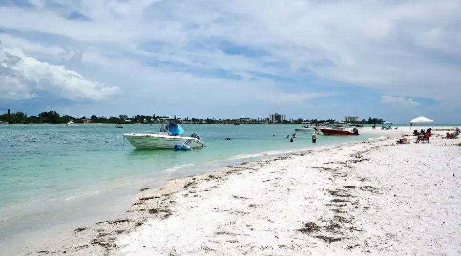 1770 Benjamin Franklin Dr, #206, Sarasota, Florida, 34236, United States, 2 Bedrooms Bedrooms, 5 Rooms Rooms,2 BathroomsBathrooms,Residential,For Sale,Lido Harbour Towers,Benjamin Franklin ,2,2021041