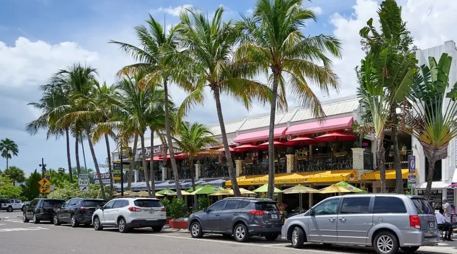 1770 Benjamin Franklin Dr, #206, Sarasota, Florida, 34236, United States, 2 Bedrooms Bedrooms, 5 Rooms Rooms,2 BathroomsBathrooms,Residential,For Sale,Lido Harbour Towers,Benjamin Franklin ,2,2021041