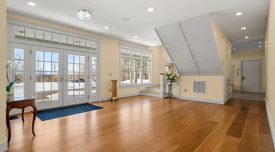 72 dale lane, Groton, Massachusetts, United States, 5 Bedrooms Bedrooms, 17 Rooms Rooms,6 BathroomsBathrooms,Residential,For Sale,dale ,2022702