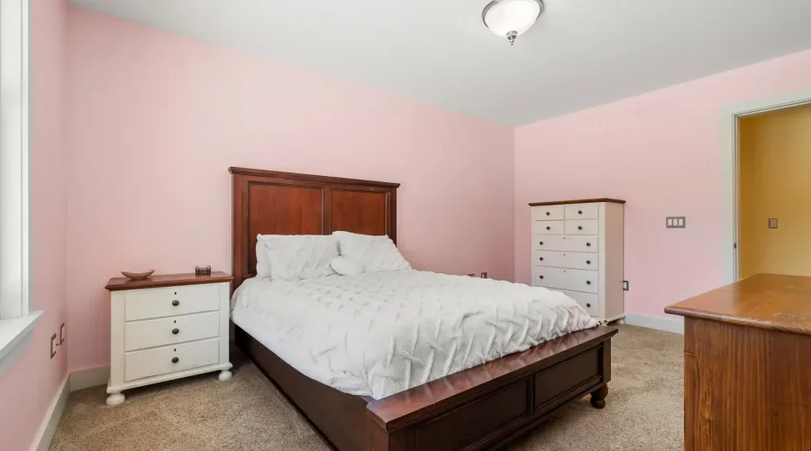 72 dale lane, Groton, Massachusetts, United States, 5 Bedrooms Bedrooms, 17 Rooms Rooms,6 BathroomsBathrooms,Residential,For Sale,dale ,2022702