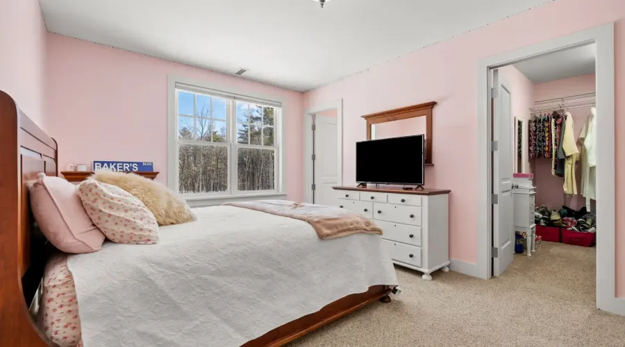 72 dale lane, Groton, Massachusetts, United States, 5 Bedrooms Bedrooms, 17 Rooms Rooms,6 BathroomsBathrooms,Residential,For Sale,dale ,2022702