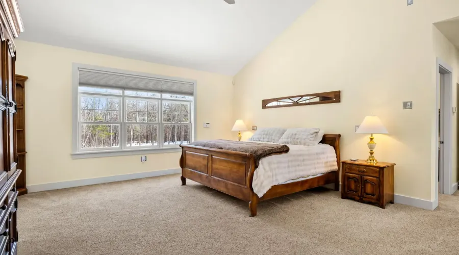 72 dale lane, Groton, Massachusetts, United States, 5 Bedrooms Bedrooms, 17 Rooms Rooms,6 BathroomsBathrooms,Residential,For Sale,dale ,2022702