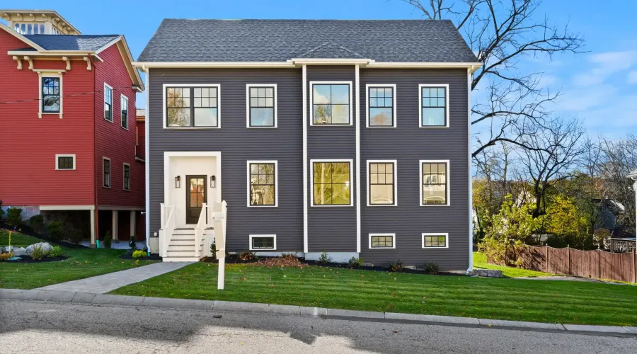 23 A Ward st, Woburn, Massachusetts, United States, 4 Bedrooms Bedrooms, 10 Rooms Rooms,3 BathroomsBathrooms,Condo,For Sale,A Ward,2023012