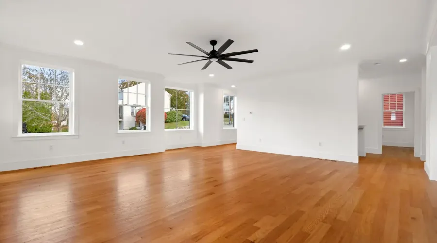 23 A Ward st, Woburn, Massachusetts, United States, 4 Bedrooms Bedrooms, 10 Rooms Rooms,3 BathroomsBathrooms,Condo,For Sale,A Ward,2023012