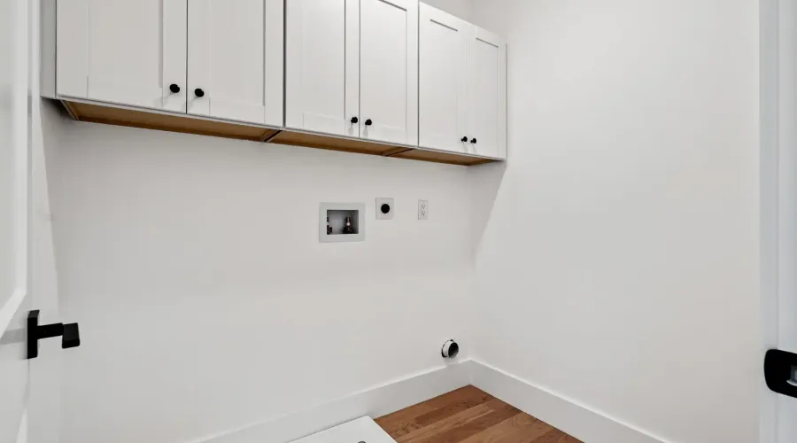 23 A Ward st, Woburn, Massachusetts, United States, 4 Bedrooms Bedrooms, 10 Rooms Rooms,3 BathroomsBathrooms,Condo,For Sale,A Ward,2023012