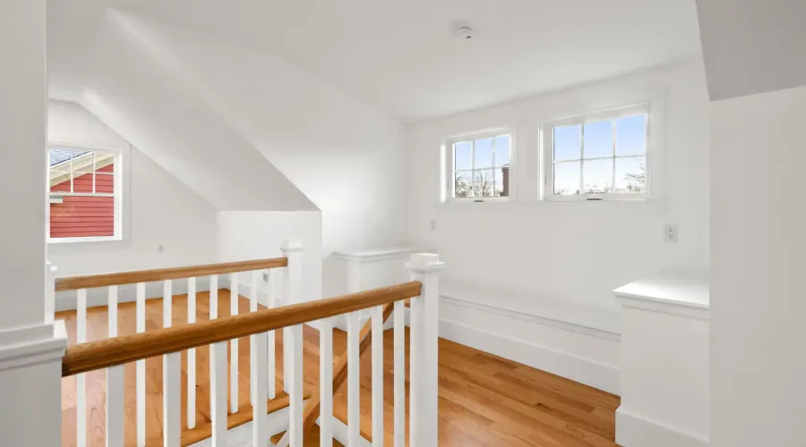 23 A Ward st, Woburn, Massachusetts, United States, 4 Bedrooms Bedrooms, 10 Rooms Rooms,3 BathroomsBathrooms,Condo,For Sale,A Ward,2023012