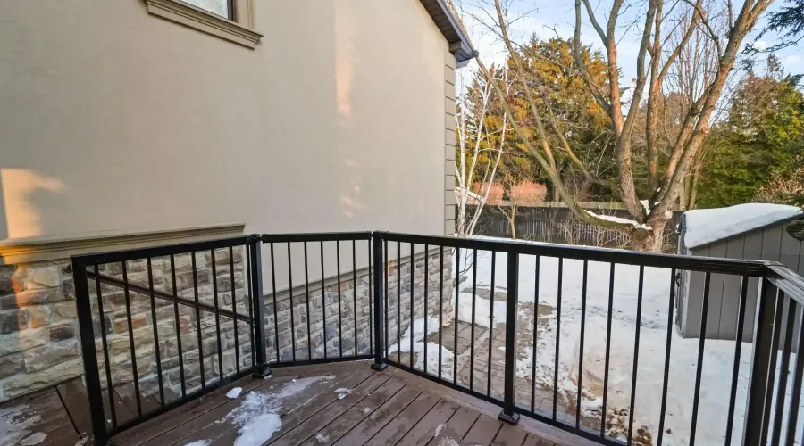 3168 Lakeshore Road W, Oakville, Ontario, L6L 1J6, Canada, 4 Bedrooms Bedrooms, ,6 BathroomsBathrooms,Residential,For Sale,3168 Lakeshore Road W,2023452