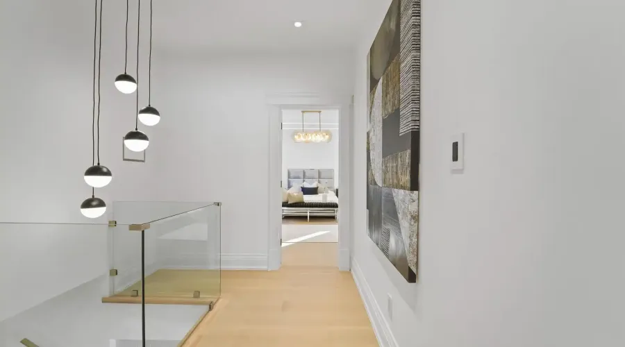 3168 Lakeshore Road W, Oakville, Ontario, L6L 1J6, Canada, 4 Bedrooms Bedrooms, ,6 BathroomsBathrooms,Residential,For Sale,3168 Lakeshore Road W,2023452