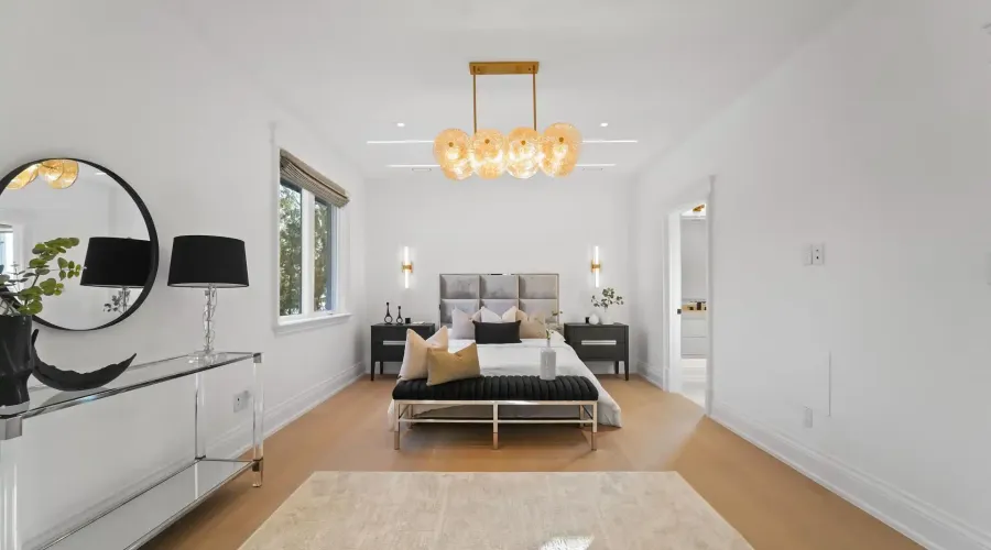 3168 Lakeshore Road W, Oakville, Ontario, L6L 1J6, Canada, 4 Bedrooms Bedrooms, ,6 BathroomsBathrooms,Residential,For Sale,3168 Lakeshore Road W,2023452