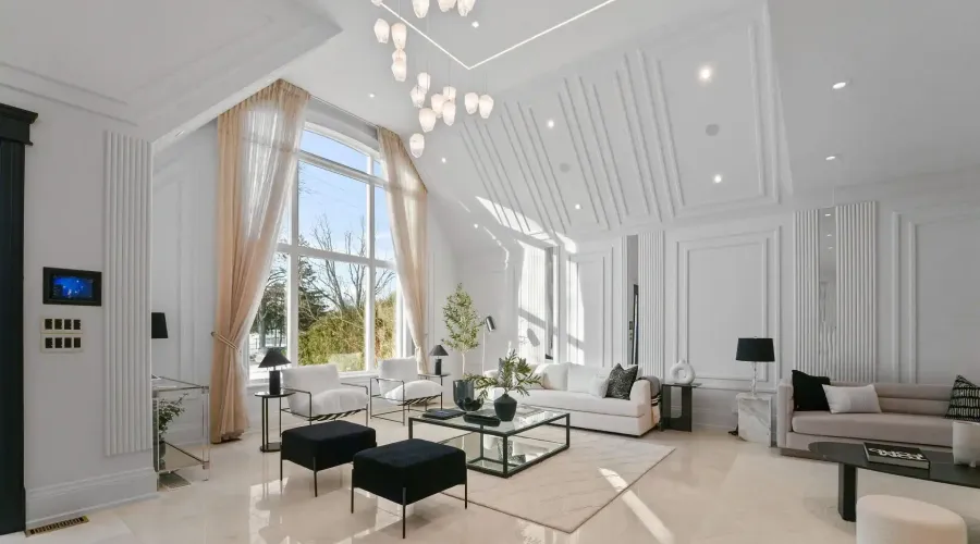 3168 Lakeshore Road W, Oakville, Ontario, L6L 1J6, Canada, 4 Bedrooms Bedrooms, ,6 BathroomsBathrooms,Residential,For Sale,3168 Lakeshore Road W,2023452