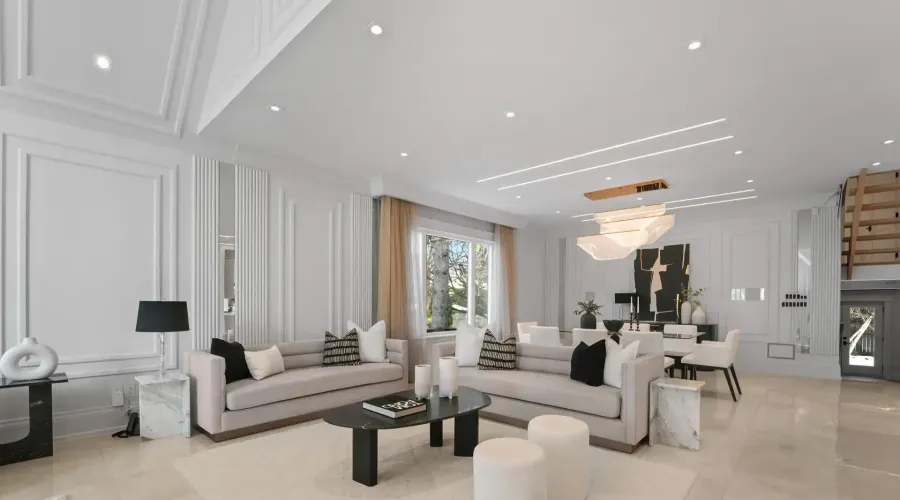 3168 Lakeshore Road W, Oakville, Ontario, L6L 1J6, Canada, 4 Bedrooms Bedrooms, ,6 BathroomsBathrooms,Residential,For Sale,3168 Lakeshore Road W,2023452