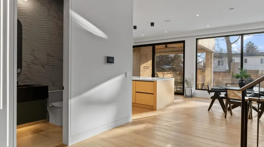 2186 Harcourt Crescent, Mississauga, Ontario, L4Y 1W1, Canada, 4 Bedrooms Bedrooms, ,6 BathroomsBathrooms,Residential,For Sale,2186 Harcourt Crescent,2023453