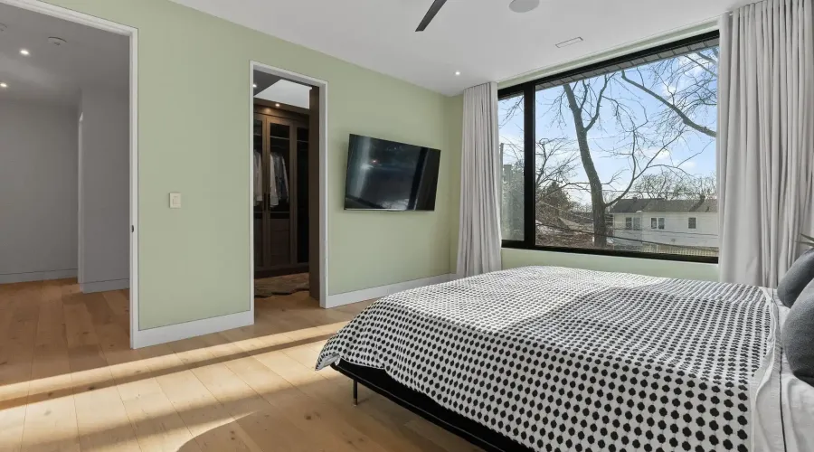 2186 Harcourt Crescent, Mississauga, Ontario, L4Y 1W1, Canada, 4 Bedrooms Bedrooms, ,6 BathroomsBathrooms,Residential,For Sale,2186 Harcourt Crescent,2023453