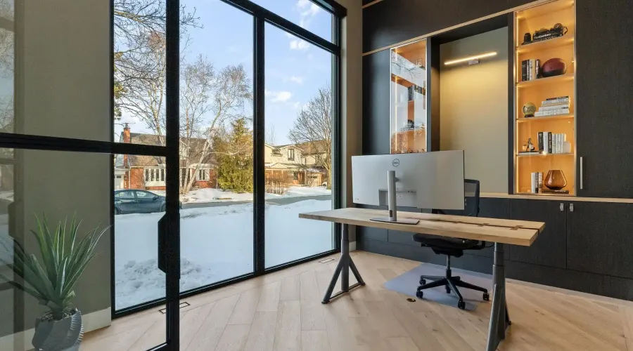 2186 Harcourt Crescent, Mississauga, Ontario, L4Y 1W1, Canada, 4 Bedrooms Bedrooms, ,6 BathroomsBathrooms,Residential,For Sale,2186 Harcourt Crescent,2023453