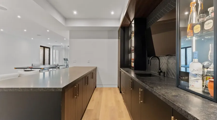 2186 Harcourt Crescent, Mississauga, Ontario, L4Y 1W1, Canada, 4 Bedrooms Bedrooms, ,6 BathroomsBathrooms,Residential,For Sale,2186 Harcourt Crescent,2023453