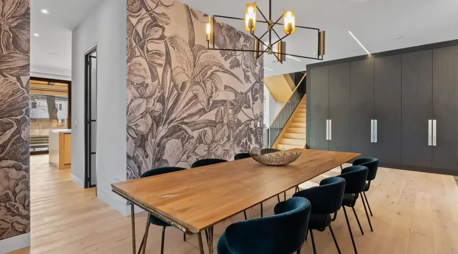 2186 Harcourt Crescent, Mississauga, Ontario, L4Y 1W1, Canada, 4 Bedrooms Bedrooms, ,6 BathroomsBathrooms,Residential,For Sale,2186 Harcourt Crescent,2023453