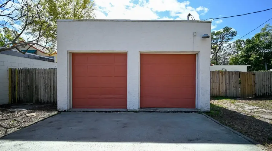 6251 10th Avenue S, Gulfport, Florida, 33707, United States, 4 Bedrooms Bedrooms, 14 Rooms Rooms,2 BathroomsBathrooms,Residential,For Sale,10th Avenue ,2024357