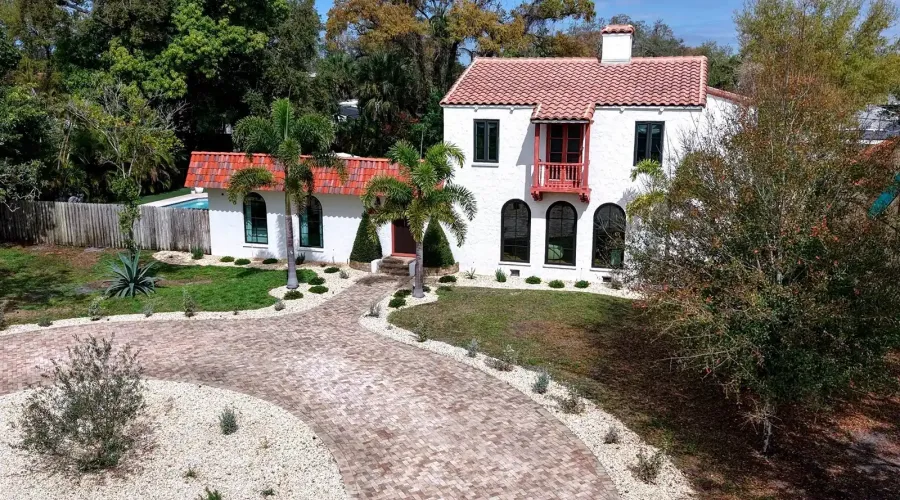 6251 10th Avenue S, Gulfport, Florida, 33707, United States, 4 Bedrooms Bedrooms, 14 Rooms Rooms,2 BathroomsBathrooms,Residential,For Sale,10th Avenue ,2024357