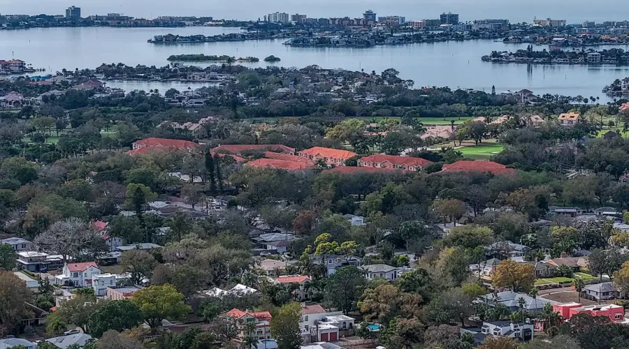 6251 10th Avenue S, Gulfport, Florida, 33707, United States, 4 Bedrooms Bedrooms, 14 Rooms Rooms,2 BathroomsBathrooms,Residential,For Sale,10th Avenue ,2024357