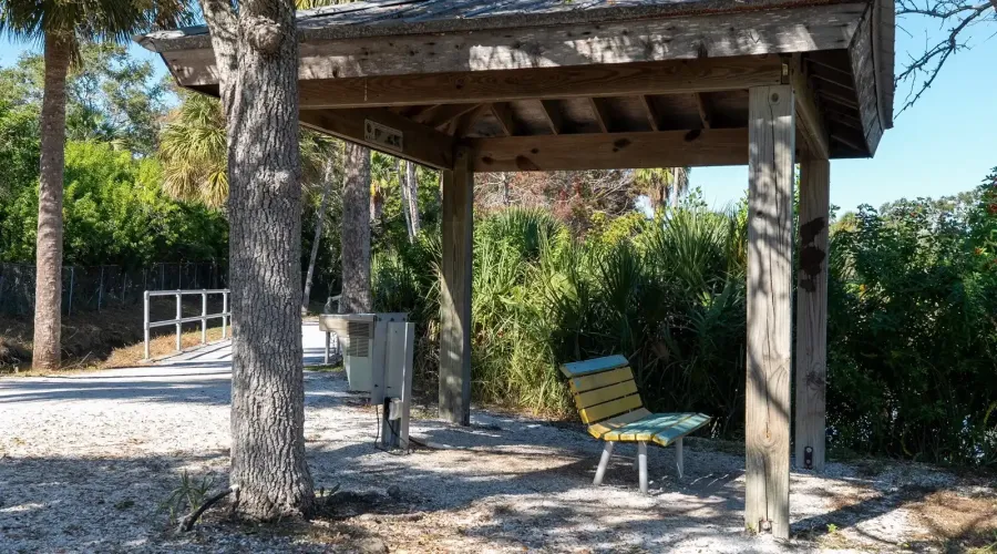 6251 10th Avenue S, Gulfport, Florida, 33707, United States, 4 Bedrooms Bedrooms, 14 Rooms Rooms,2 BathroomsBathrooms,Residential,For Sale,10th Avenue ,2024357