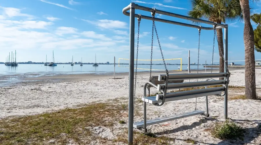 6251 10th Avenue S, Gulfport, Florida, 33707, United States, 4 Bedrooms Bedrooms, 14 Rooms Rooms,2 BathroomsBathrooms,Residential,For Sale,10th Avenue ,2024357