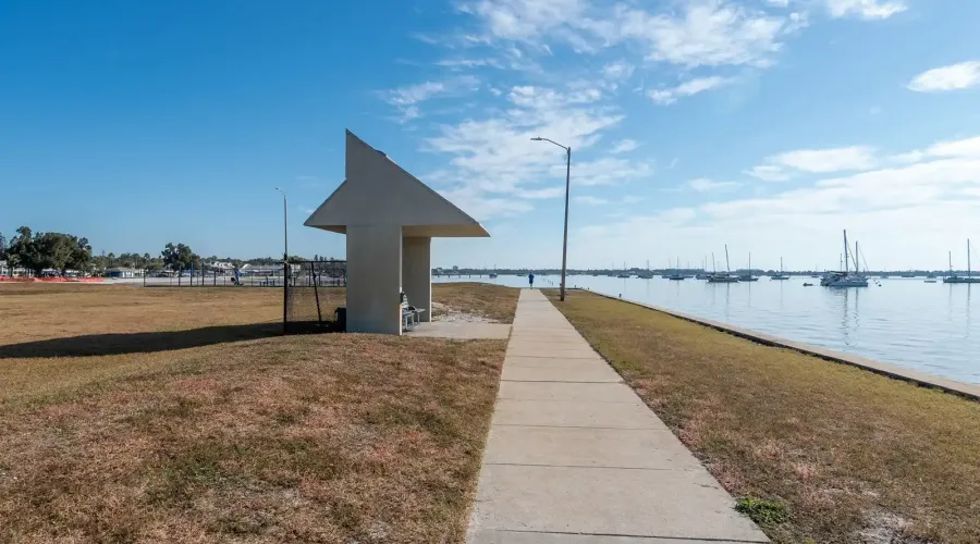 6251 10th Avenue S, Gulfport, Florida, 33707, United States, 4 Bedrooms Bedrooms, 14 Rooms Rooms,2 BathroomsBathrooms,Residential,For Sale,10th Avenue ,2024357