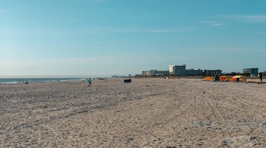 6251 10th Avenue S, Gulfport, Florida, 33707, United States, 4 Bedrooms Bedrooms, 14 Rooms Rooms,2 BathroomsBathrooms,Residential,For Sale,10th Avenue ,2024357