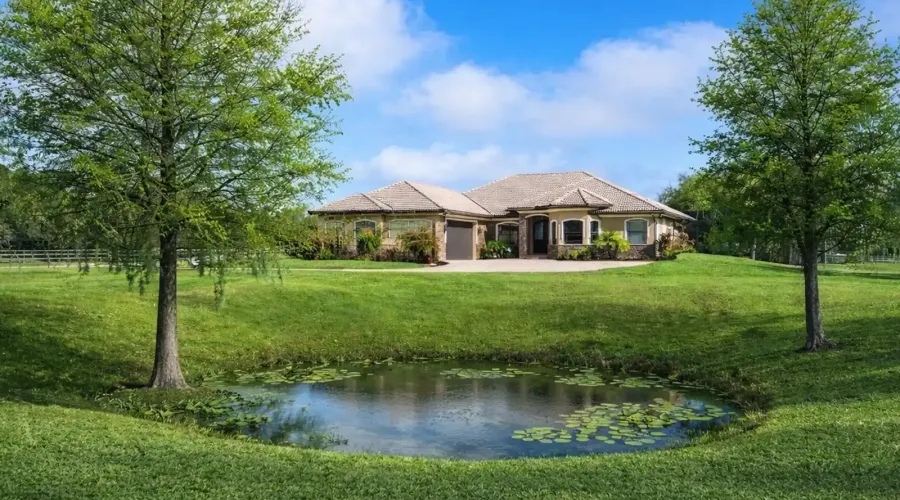 17001 Deer Prairie Drive, Sarasota, Florida, 34240, United States, 5 Bedrooms Bedrooms, 8 Rooms Rooms,4 BathroomsBathrooms,Residential,For Sale,Deer Prairie,2025659