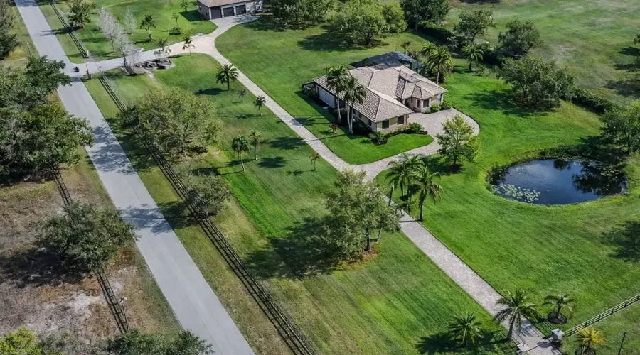 17001 Deer Prairie Drive, Sarasota, Florida, 34240, United States, 5 Bedrooms Bedrooms, 8 Rooms Rooms,4 BathroomsBathrooms,Residential,For Sale,Deer Prairie,2025659